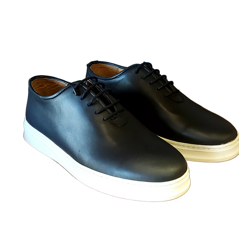 Valencia Black Sneaker V201