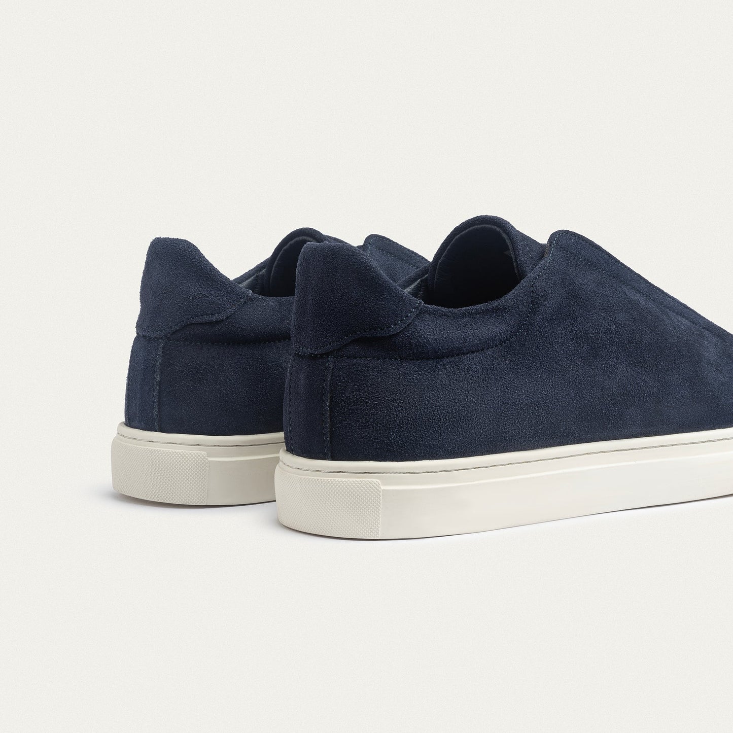 Laceless Sneaker NAVY Suede M4070