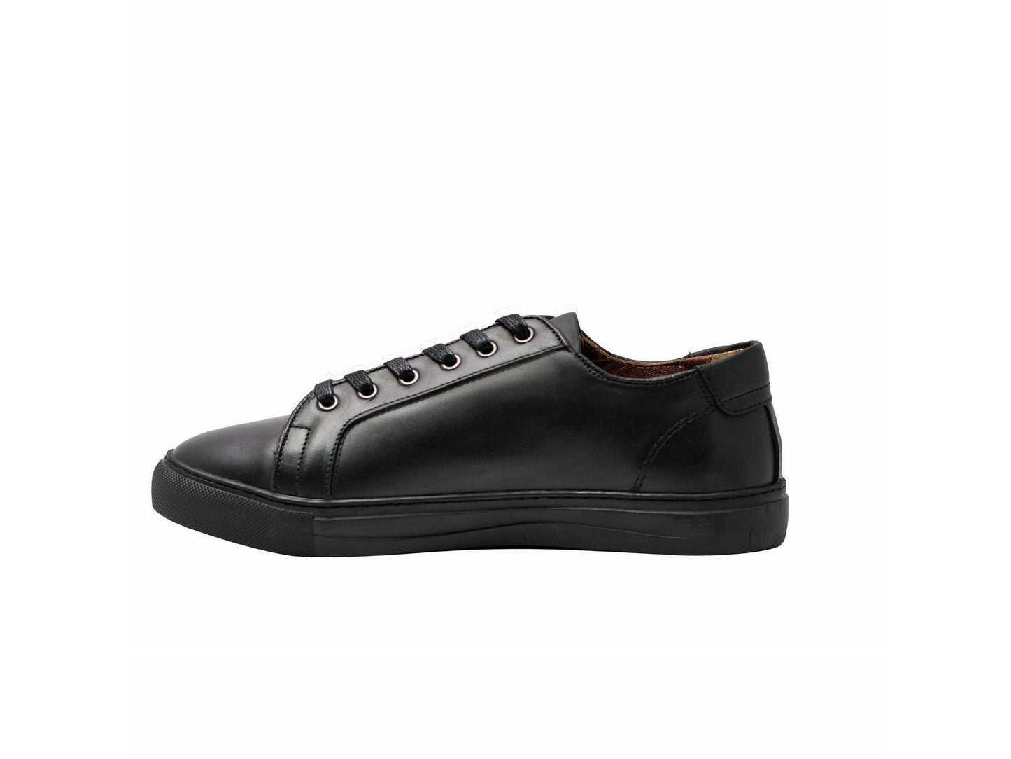 Lace up black Sneaker M100
