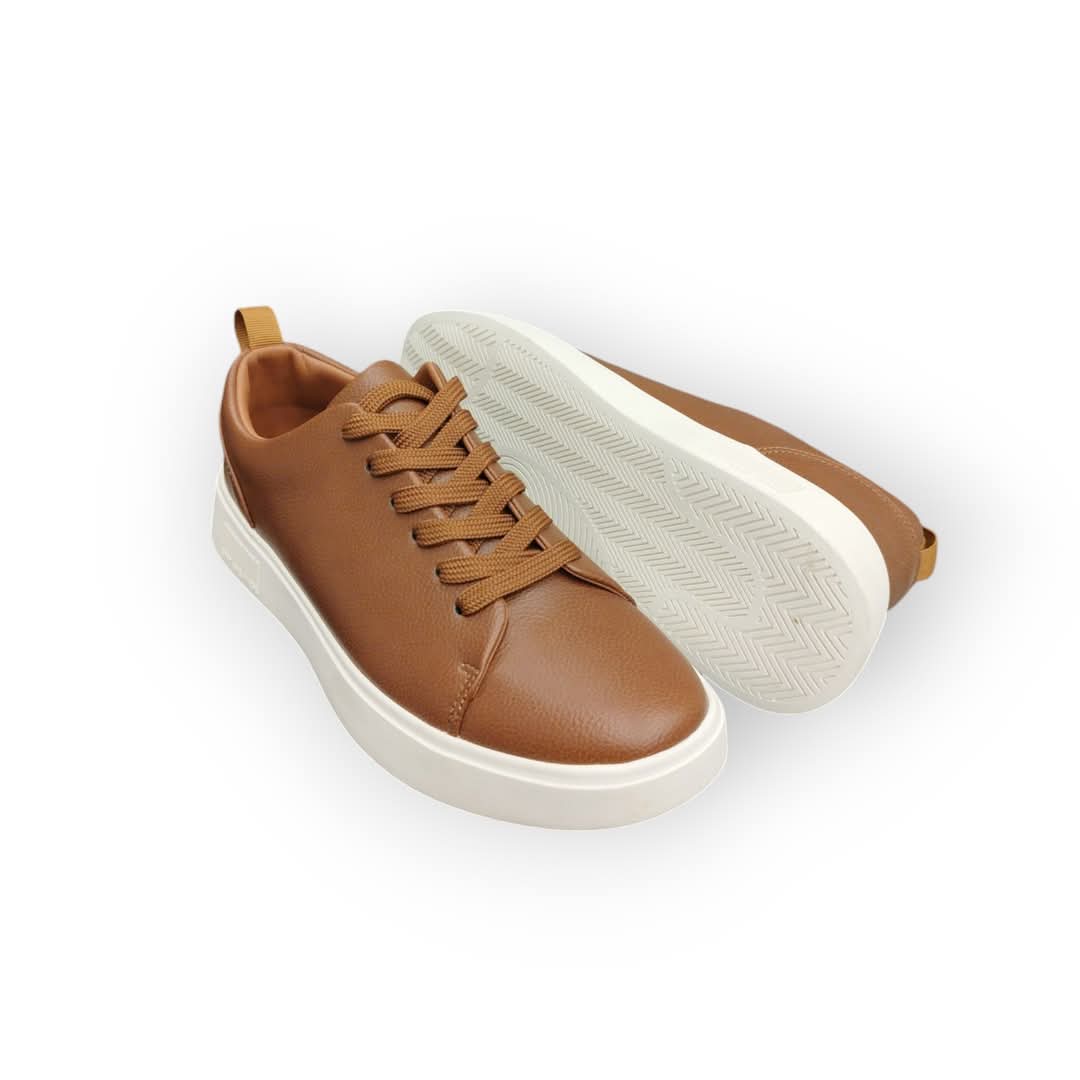 Lace up beige Sneaker M191